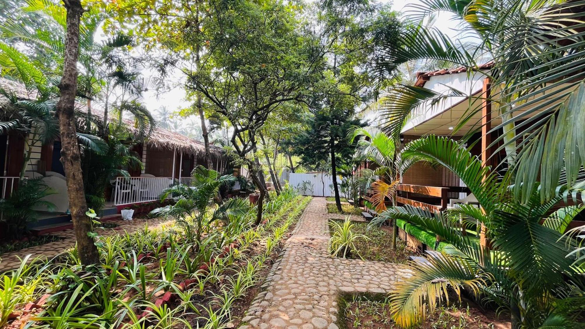 Orange Sky Inn Canacona Exterior photo