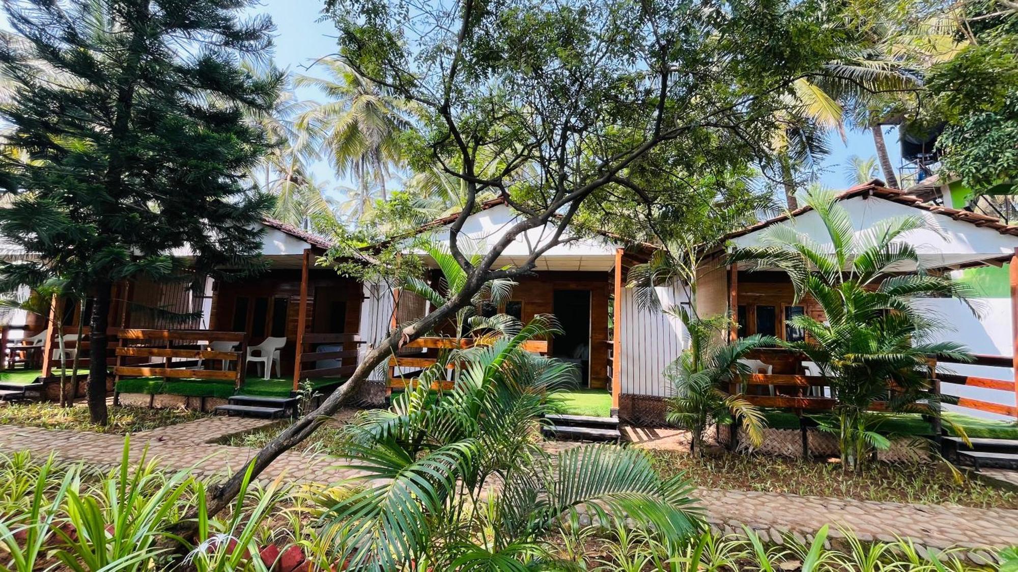 Orange Sky Inn Canacona Exterior photo