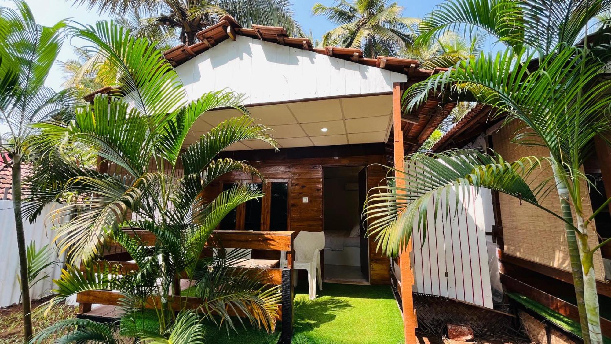 Orange Sky Inn Canacona Exterior photo