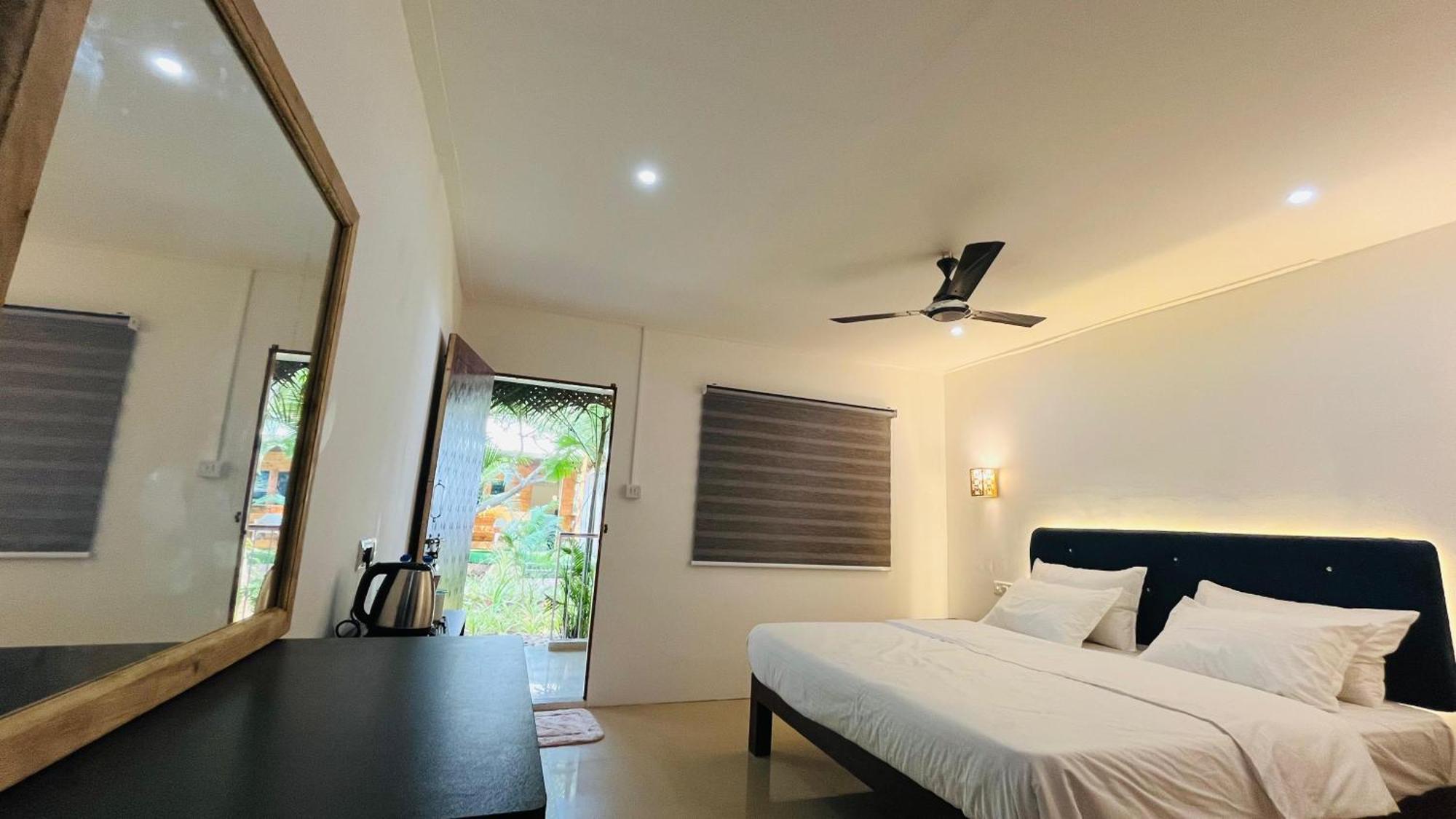 Orange Sky Inn Canacona Exterior photo