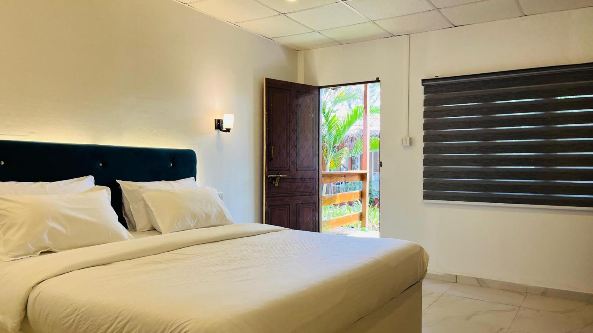 Orange Sky Inn Canacona Exterior photo